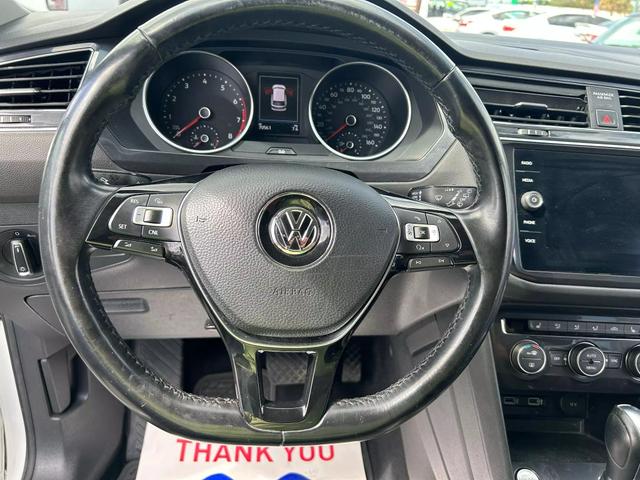 2018 Volkswagen Tiguan 2.0t Se Sport Utility 4d - Image 28