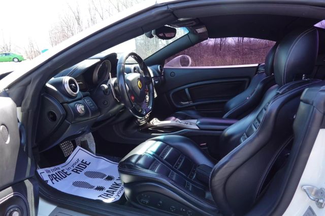 2014 Ferrari California - Image 13