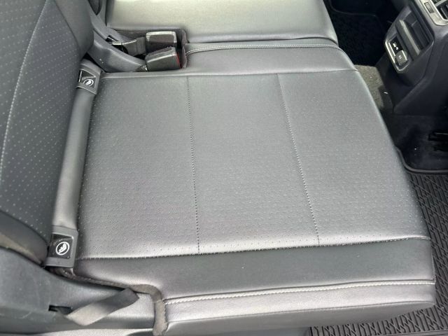 2018 Volkswagen Tiguan 2.0t Se Sport Utility 4d - Image 20