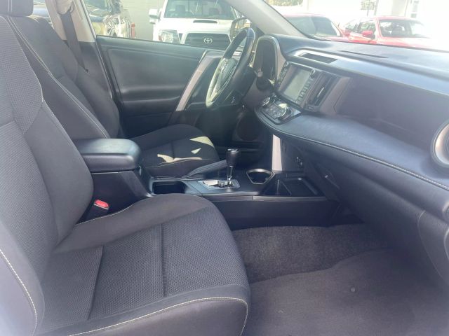 2017 Toyota Rav4 Xle Sport Utility 4d - Image 12