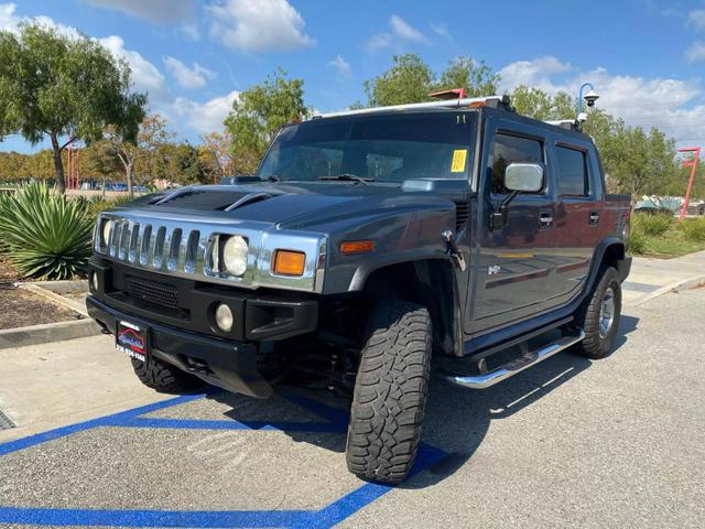 2005 Hummer H2 Base photo 2