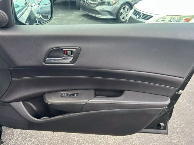 2017 Acura Ilx Sedan 4d - Image 32