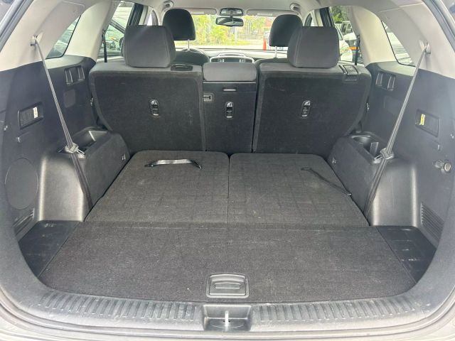 2019 Kia Sorento Lx Sport Utility 4d - Image 25