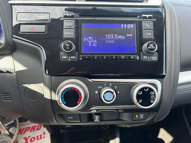 2015 Honda Fit Lx Hatchback 4d - Image 23