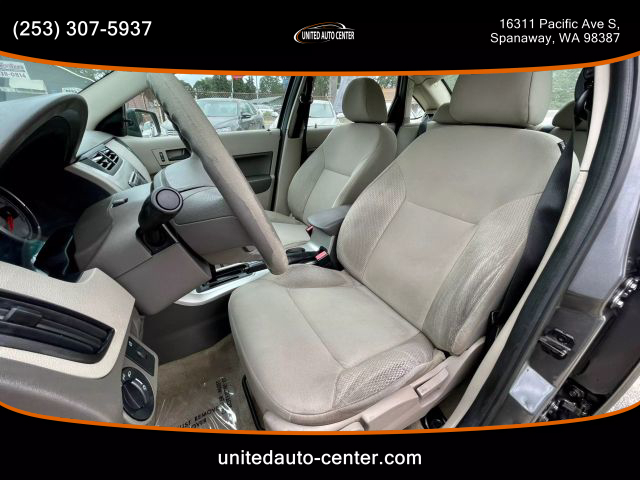 2011 Ford Focus - Image 11