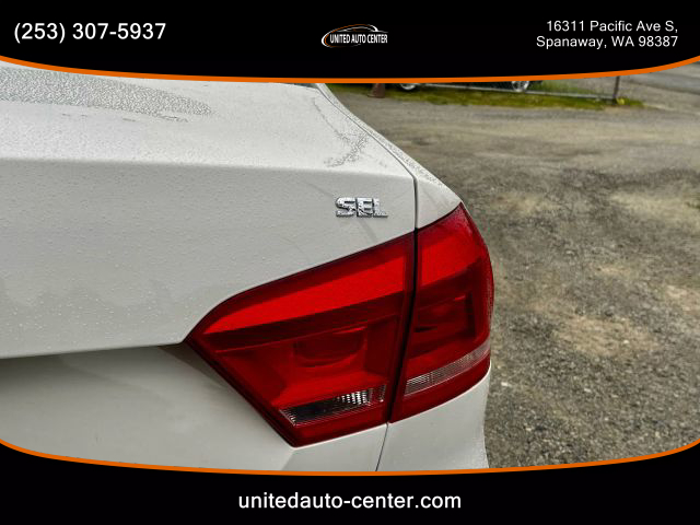 2012 Volkswagen Passat - Image 20