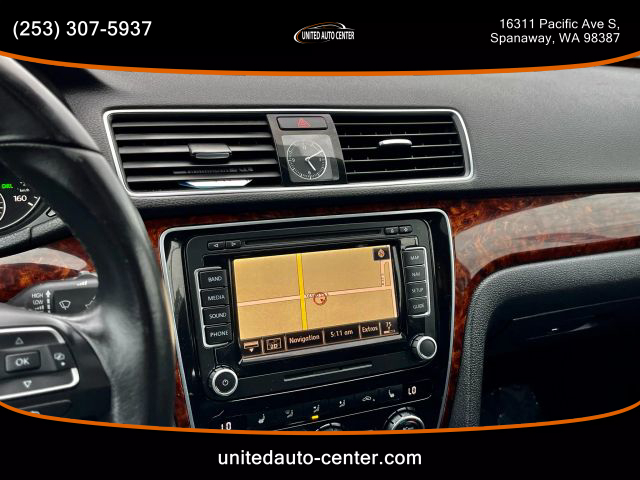 2012 Volkswagen Passat - Image 11