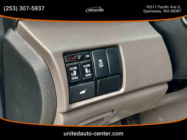 2013 Honda Odyssey - Image 15