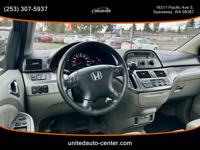 2007 Honda Odyssey - Image 10