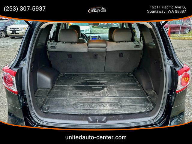 2012 Hyundai Santa Fe - Image 16