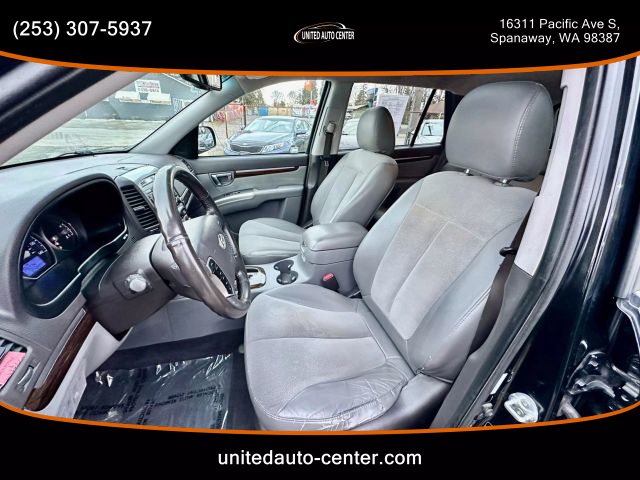 2012 Hyundai Santa Fe - Image 14