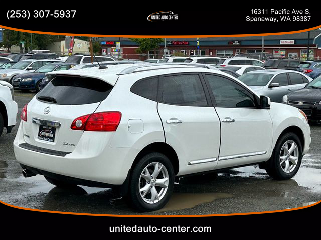 2011 Nissan Rogue - Image 4