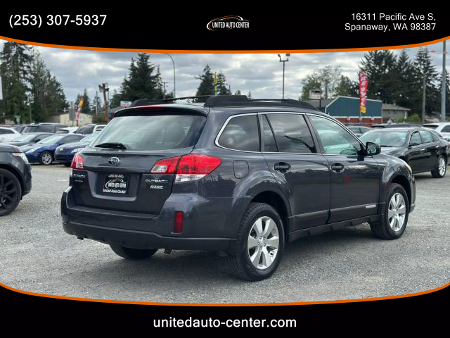 2010 Subaru Outback - Image 4