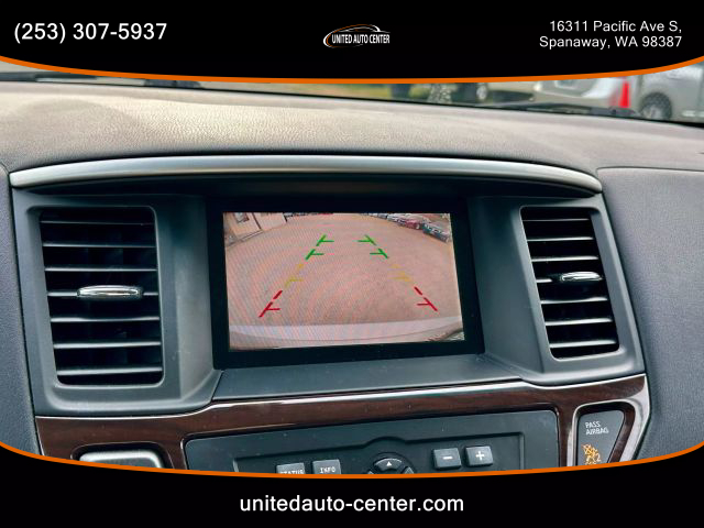 2015 Nissan Pathfinder - Image 12
