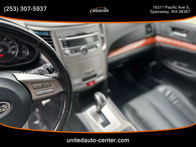 2010 Subaru Outback - Image 10