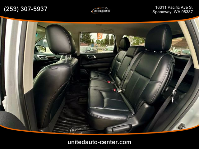2015 Nissan Pathfinder - Image 17