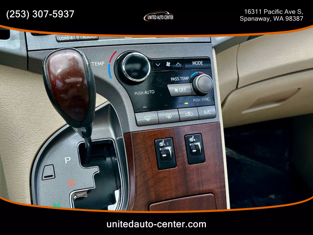 2009 Toyota Venza - Image 13