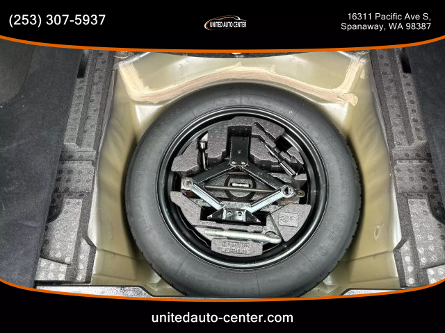 2010 Subaru Outback - Image 15