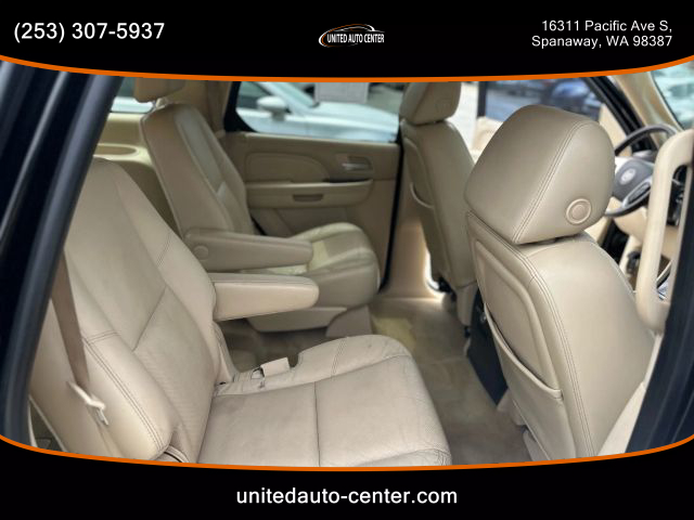 2007 Cadillac Escalade - Image 13