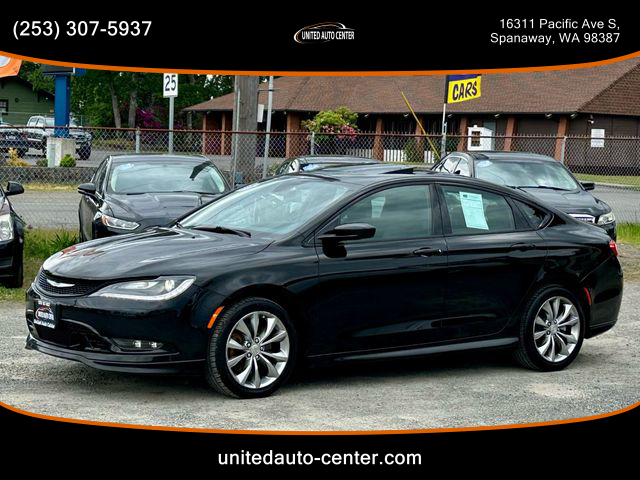 2015 Chrysler 200 - Image 1