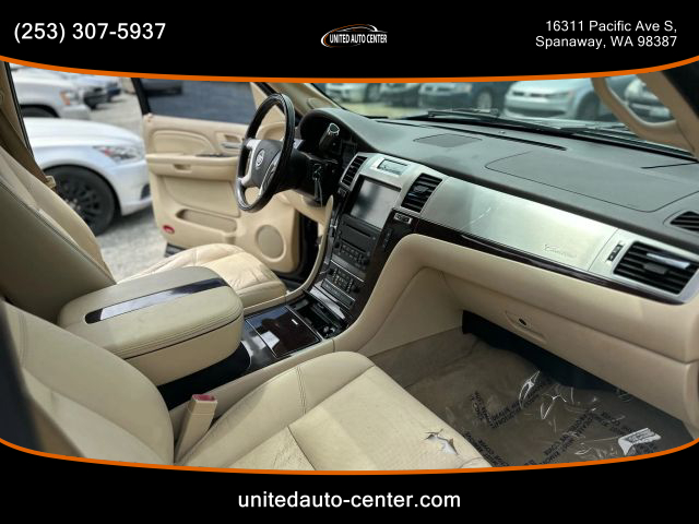 2007 Cadillac Escalade - Image 14