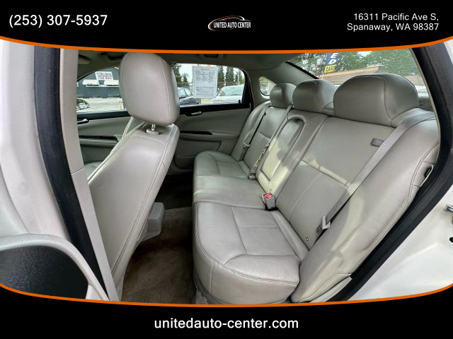 2006 Chevrolet Impala - Image 12