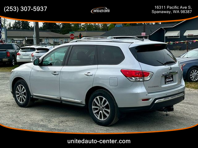 2015 Nissan Pathfinder - Image 6