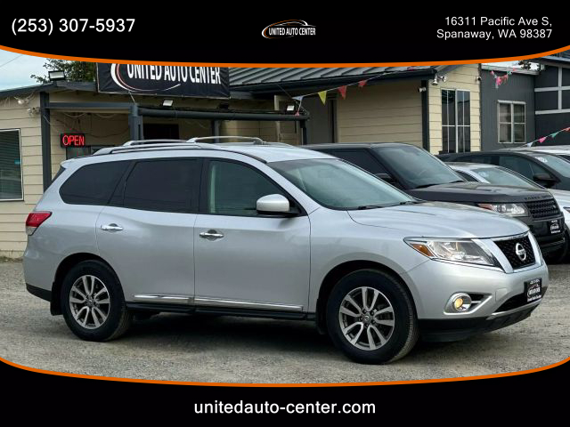 2015 Nissan Pathfinder - Image 3