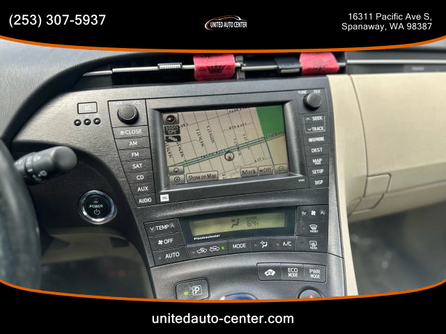 2010 Toyota Prius - Image 12