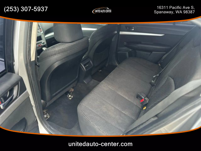 2010 Subaru Legacy - Image 7