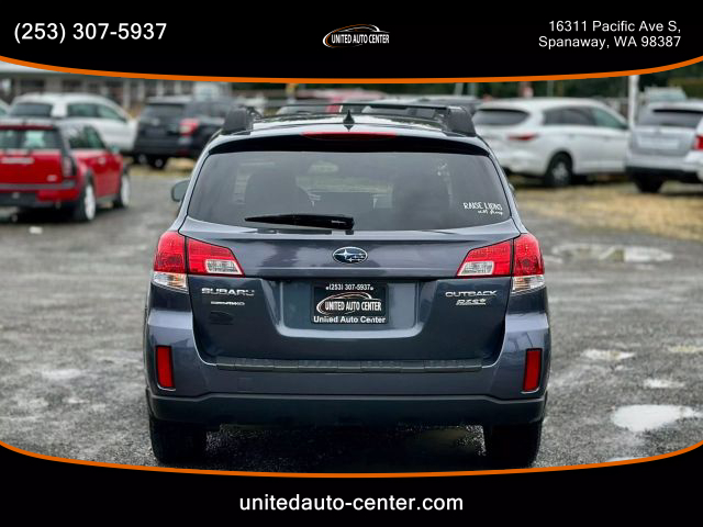 2014 Subaru Outback - Image 5