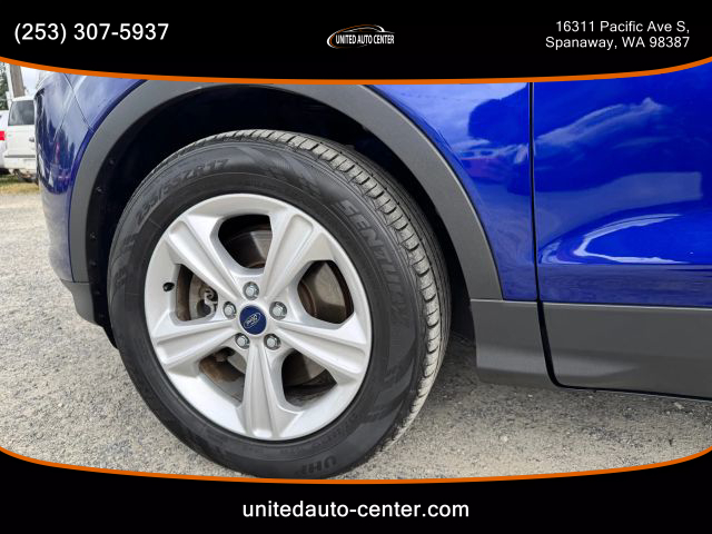 2015 Ford Escape - Image 17