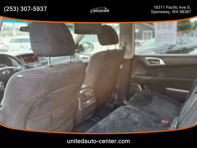 2015 Nissan Pathfinder - Image 10