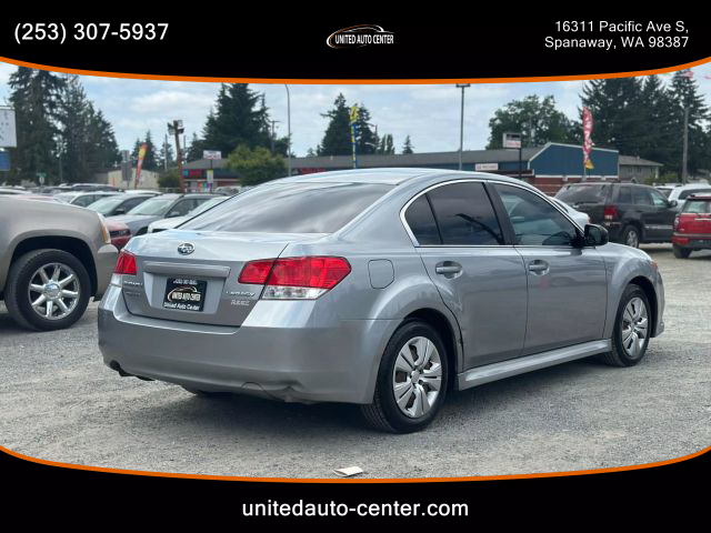 2010 Subaru Legacy - Image 4
