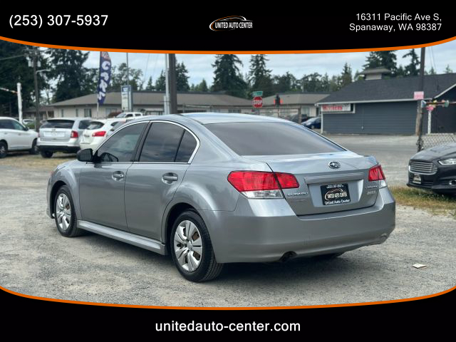2010 Subaru Legacy - Image 2