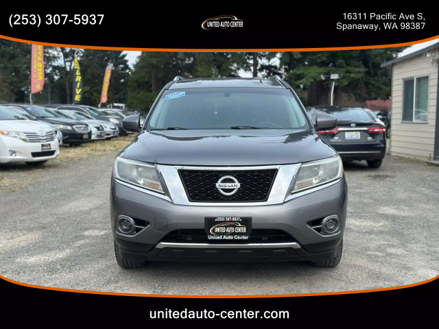 2015 Nissan Pathfinder - Image 2