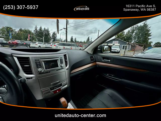 2014 Subaru Outback - Image 10