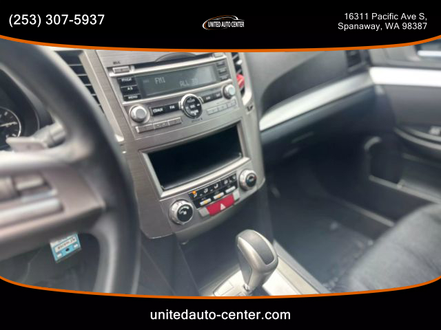 2010 Subaru Legacy - Image 10