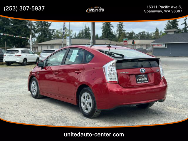 2010 Toyota Prius - Image 2