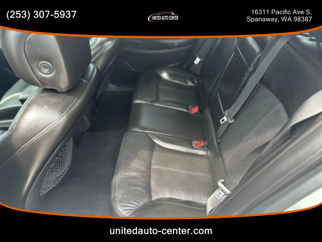 2011 Buick Lacrosse - Image 10
