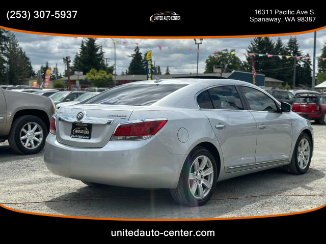 2011 Buick Lacrosse - Image 4
