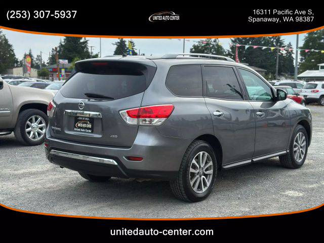 2015 Nissan Pathfinder - Image 4