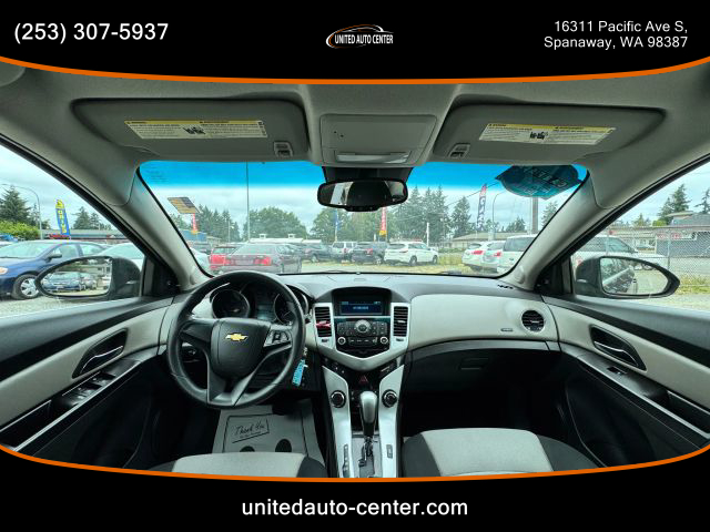 2011 Chevrolet Cruze - Image 12