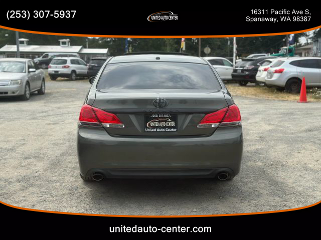 2011 Toyota Avalon - Image 5