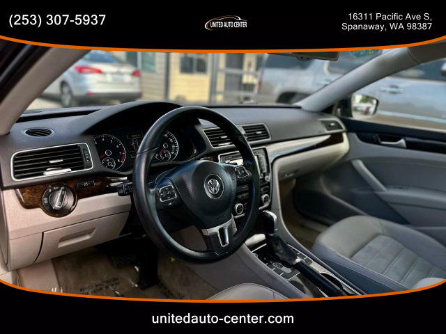 2015 Volkswagen Passat - Image 8