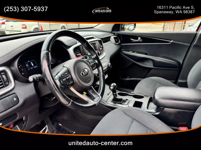 2016 Kia Sorento - Image 13