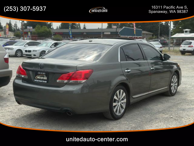 2011 Toyota Avalon - Image 4