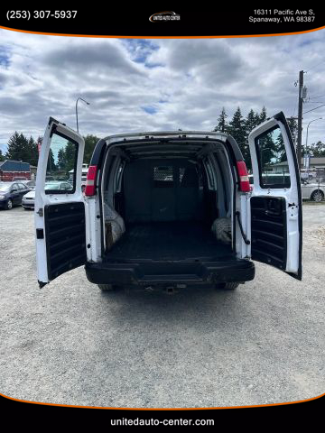 2008 Chevrolet Express 3500 Cargo - Image 5