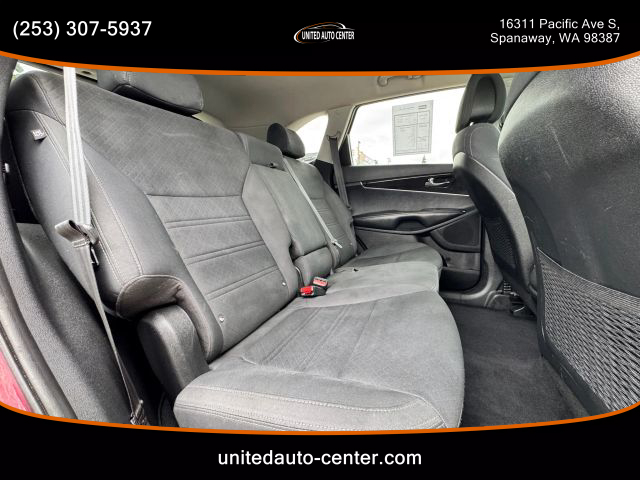2016 Kia Sorento - Image 10