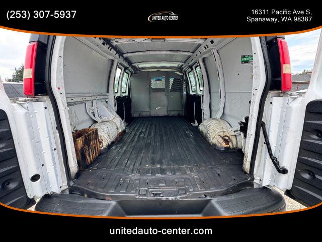2008 Chevrolet Express 3500 Cargo - Image 11